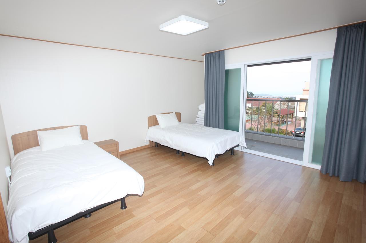 Jeju Youth Hostel Εξωτερικό φωτογραφία